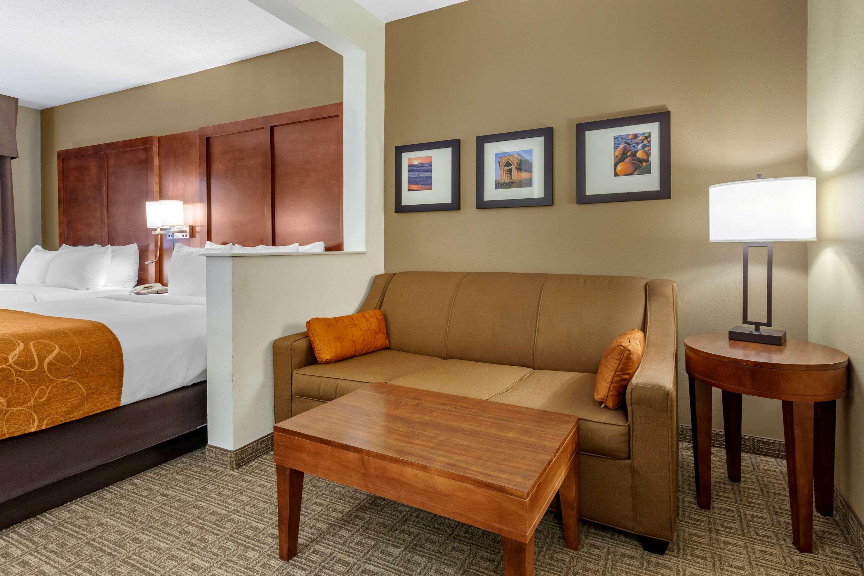 Comfort Suites Marquette Ngoại thất bức ảnh