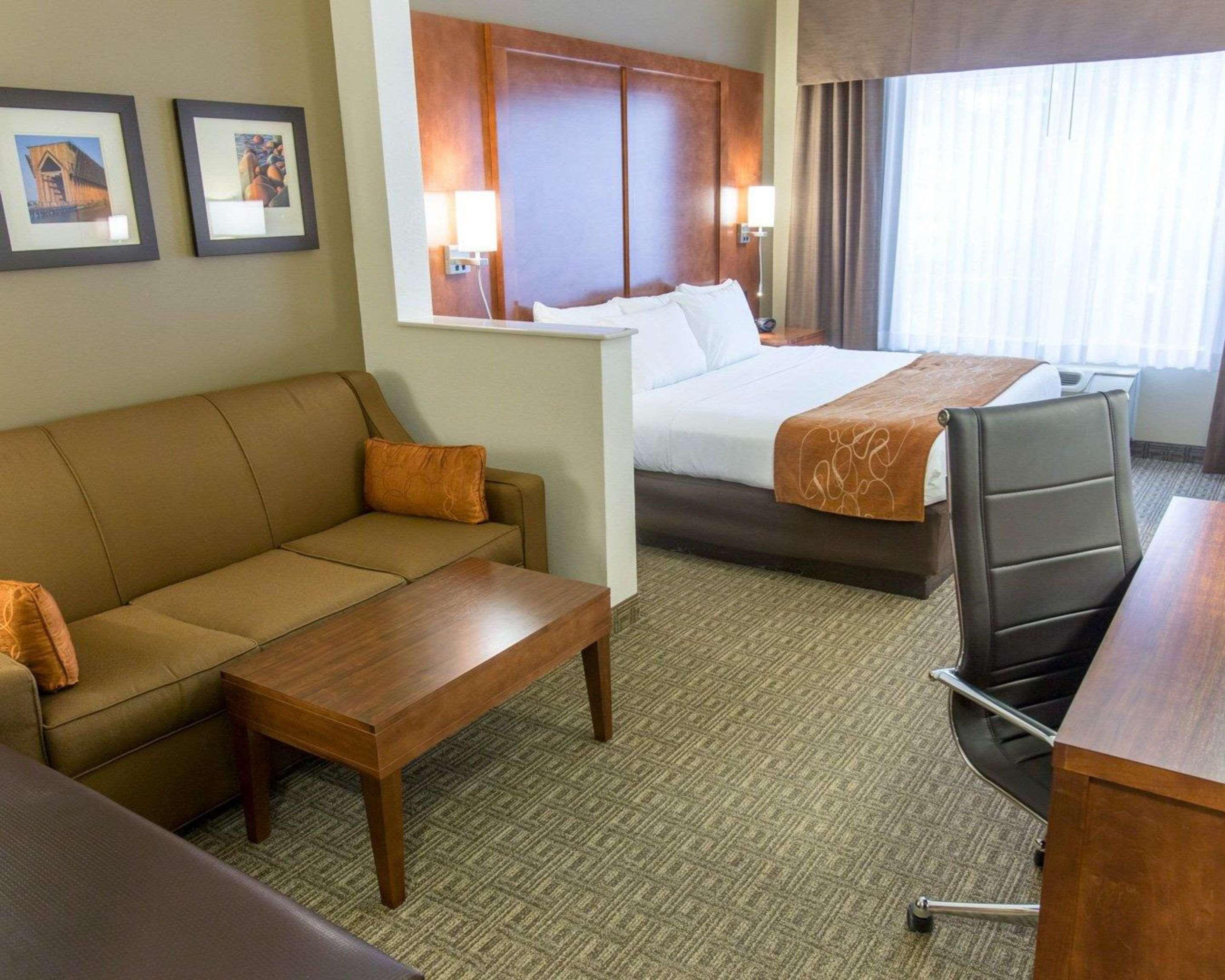 Comfort Suites Marquette Ngoại thất bức ảnh