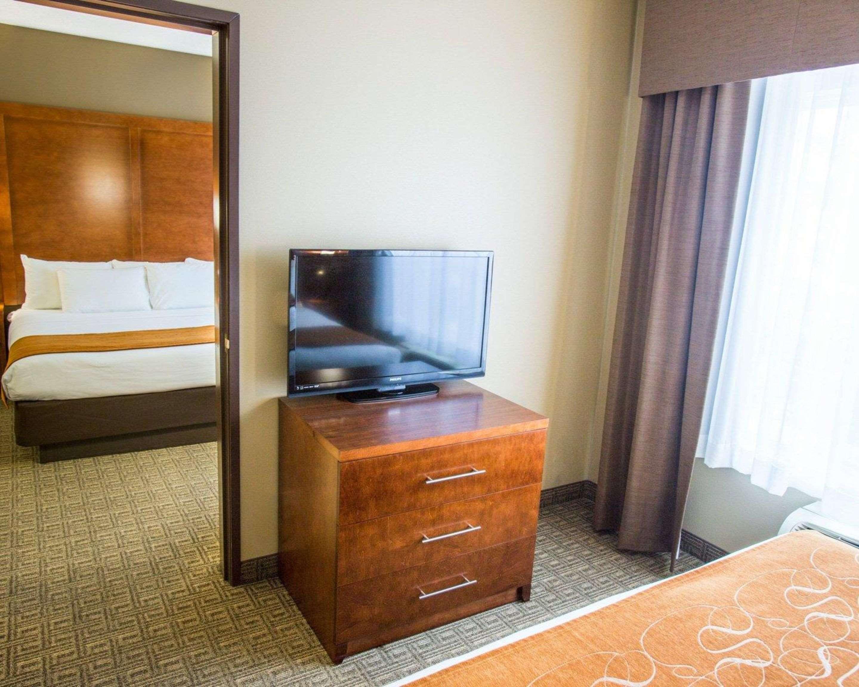 Comfort Suites Marquette Ngoại thất bức ảnh