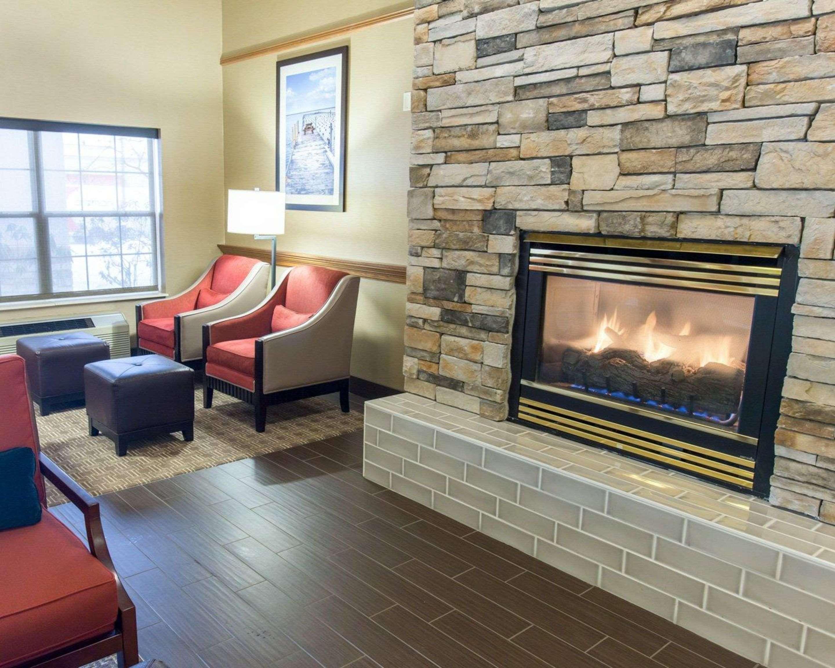 Comfort Suites Marquette Ngoại thất bức ảnh